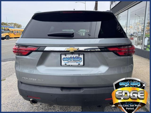 Photo of 2023 Sterling Gray Metallic Chevrolet Traverse