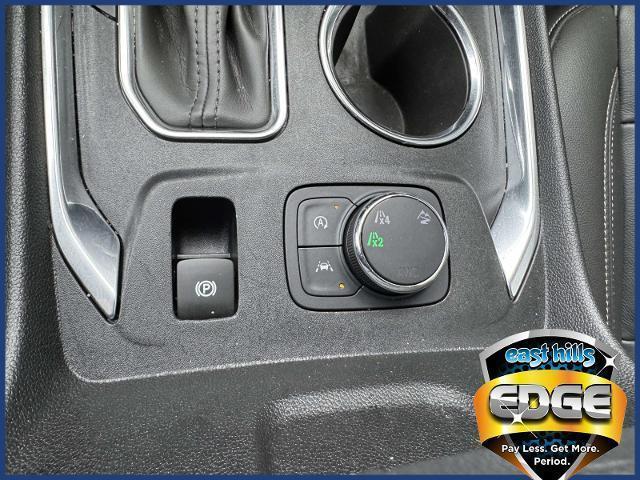 Photo of 2023 Sterling Gray Metallic Chevrolet Traverse