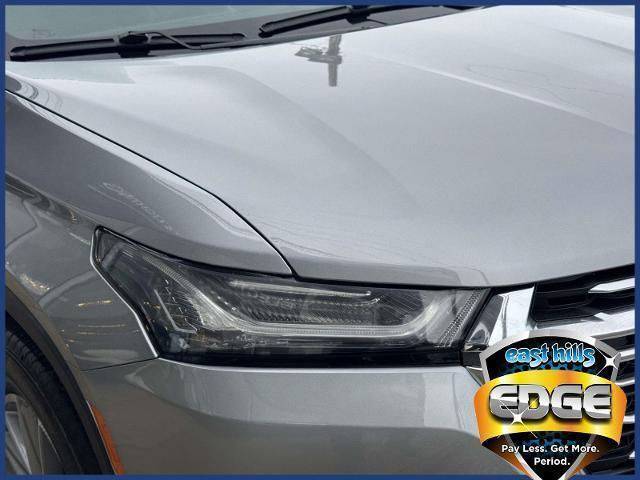 Photo of 2023 Sterling Gray Metallic Chevrolet Traverse