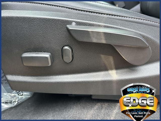 Photo of 2020 Red Chevrolet Colorado