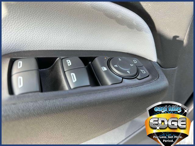 Photo of 2022 Mosaic Black Metallic Chevrolet Equinox