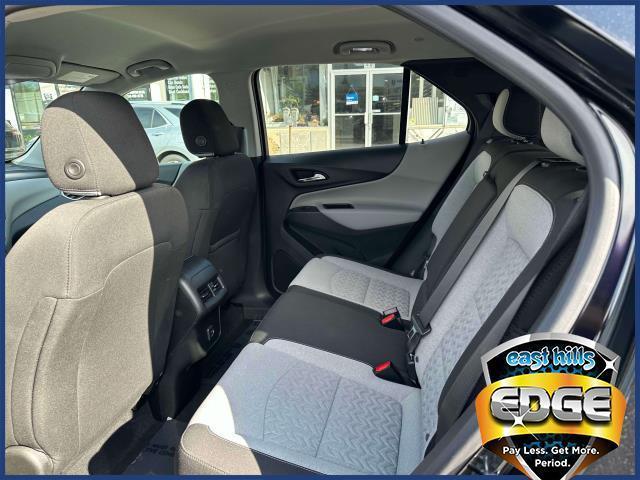 Photo of 2022 Mosaic Black Metallic Chevrolet Equinox