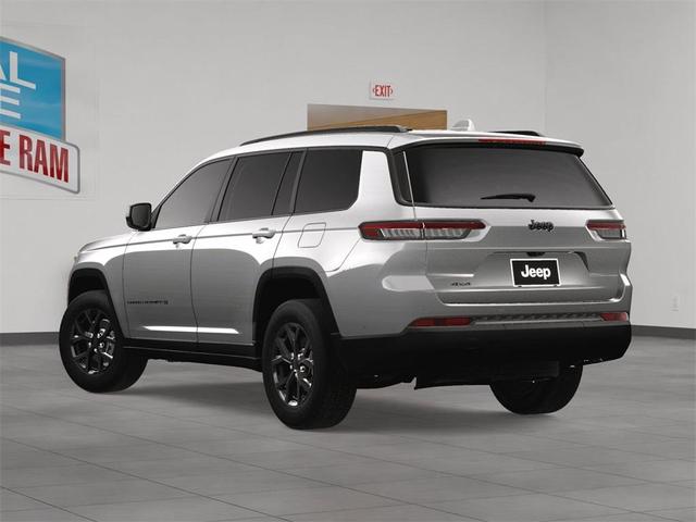 Photo of 2025 Silver Zynith Jeep Grand Cherokee L