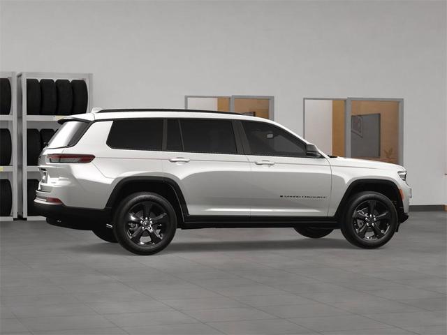 Photo of 2025 Bright White Clearcoat Jeep Grand Cherokee L
