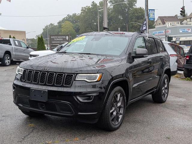 Photo of 2021 Diamond Black Jeep Grand Cherokee