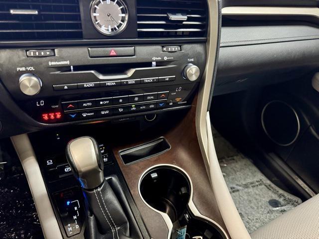 Photo of 2021 Ultra White Lexus RX 350