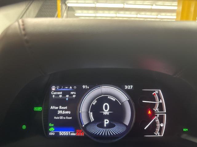 Photo of 2021 Eminent White Pearl Lexus ES 300h
