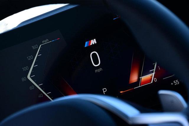 Photo of 2025 Black Sapphire Metallic BMW 330