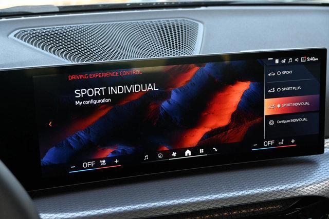 Photo of 2025 Black Sapphire Metallic BMW 330