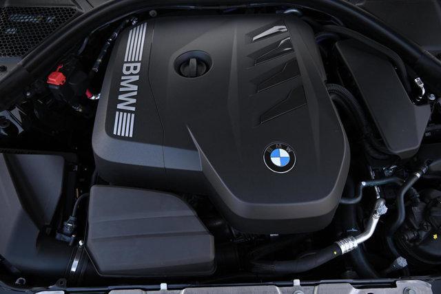 Photo of 2025 Black Sapphire Metallic BMW 330