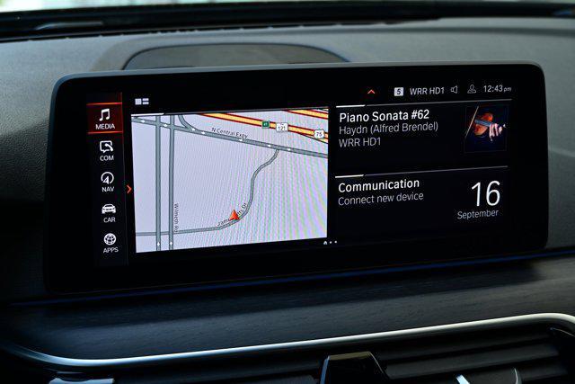 Photo of 2023 Black Sapphire Metallic BMW 530e