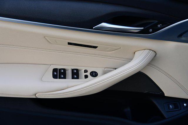Photo of 2023 Black Sapphire Metallic BMW 530e