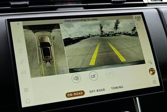 Photo of 2023 Silicon Silver Premium Metallic Land Rover Range Rover