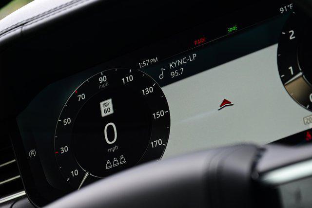 Photo of 2023 Silicon Silver Premium Metallic Land Rover Range Rover