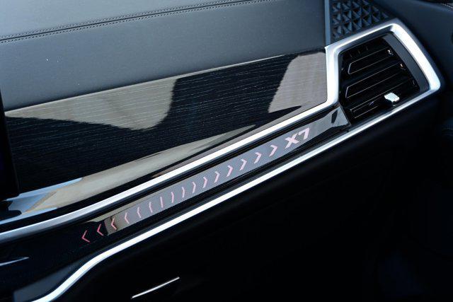 Photo of 2024 Black Sapphire Metallic BMW X7
