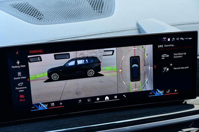 Photo of 2024 Black Sapphire Metallic BMW X7