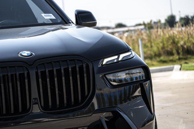 Photo of 2024 Black Sapphire Metallic BMW X7