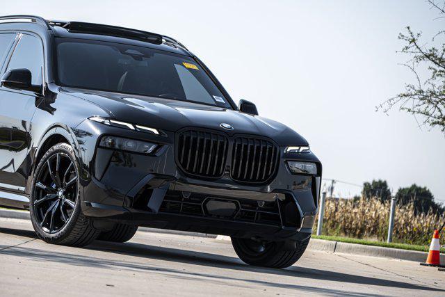 Photo of 2024 Black Sapphire Metallic BMW X7