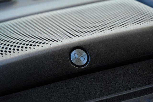 Photo of 2021 Agate Black Metallic Ford F-250