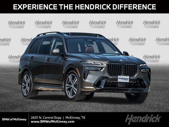 2023 BMW X7