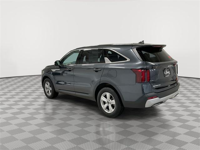 Photo of 2024 Everlasting Silver Kia Sorento