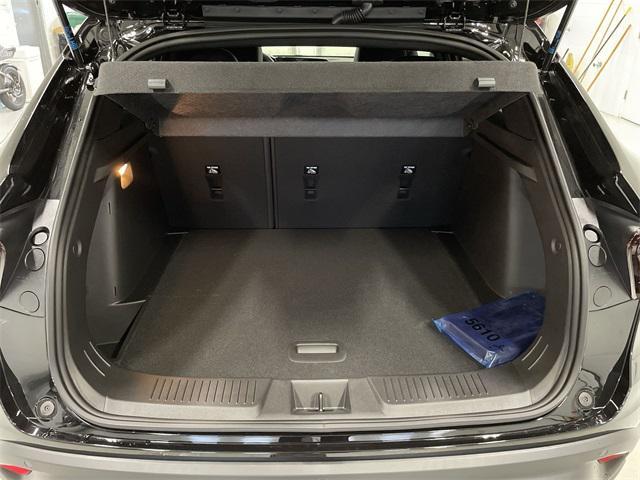 Photo of 2025 Mosaic Black Metallic Chevrolet Trax