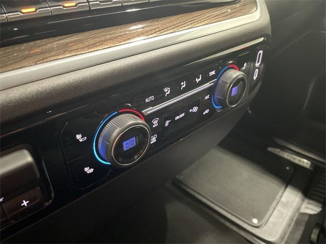 Photo of 2025 Summit White Chevrolet Silverado 1500