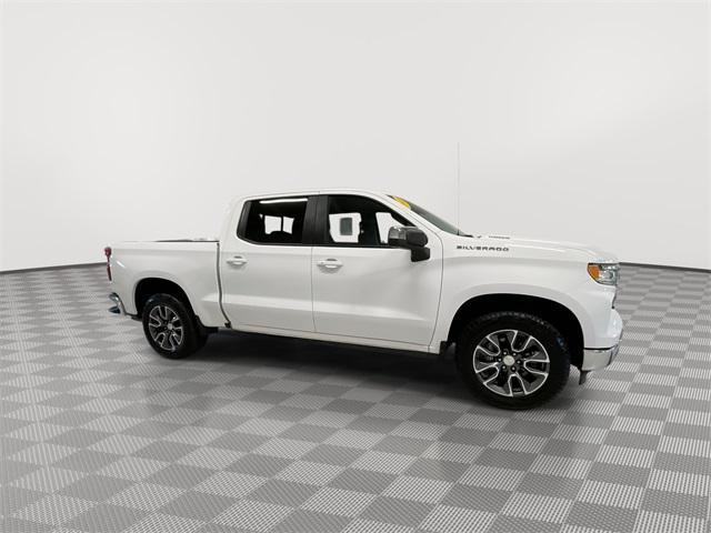 Photo of 2025 Summit White Chevrolet Silverado 1500