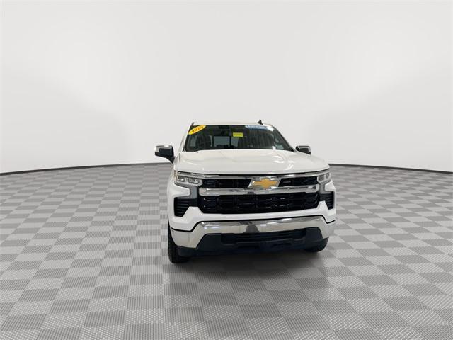 Photo of 2025 Summit White Chevrolet Silverado 1500