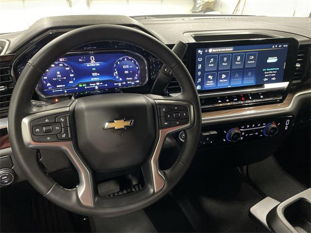 Photo of 2025 Summit White Chevrolet Silverado 1500
