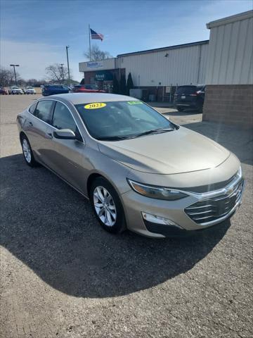 Photo of 2022 Mineral Gray Metallic Chevrolet Malibu