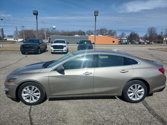 Photo of 2022 Mineral Gray Metallic Chevrolet Malibu