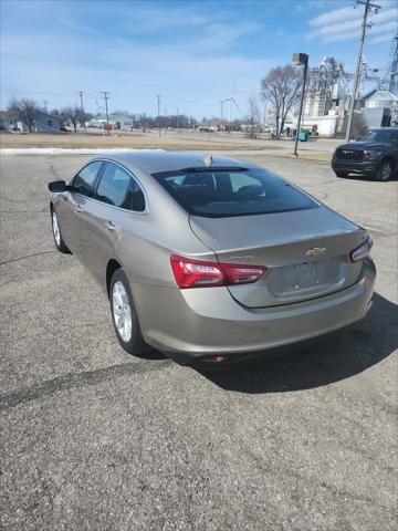 Photo of 2022 Mineral Gray Metallic Chevrolet Malibu