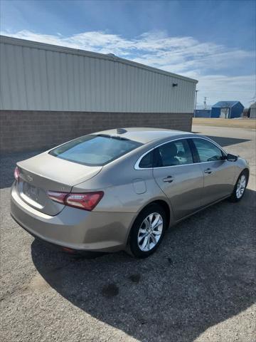 Photo of 2022 Mineral Gray Metallic Chevrolet Malibu