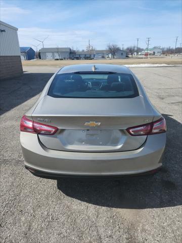 Photo of 2022 Mineral Gray Metallic Chevrolet Malibu