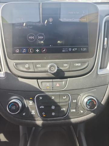Photo of 2022 Mineral Gray Metallic Chevrolet Malibu