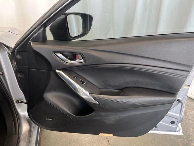 Photo of 2015 Liquid Silver Metallic Mazda Mazda6
