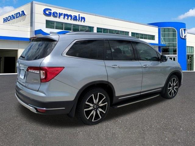 Photo of 2019 Silver Honda Pilot