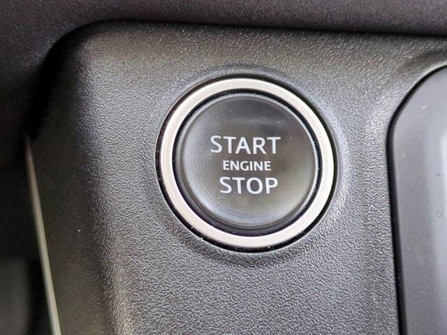 Photo of 2020 Indus Silver Land Rover Defender