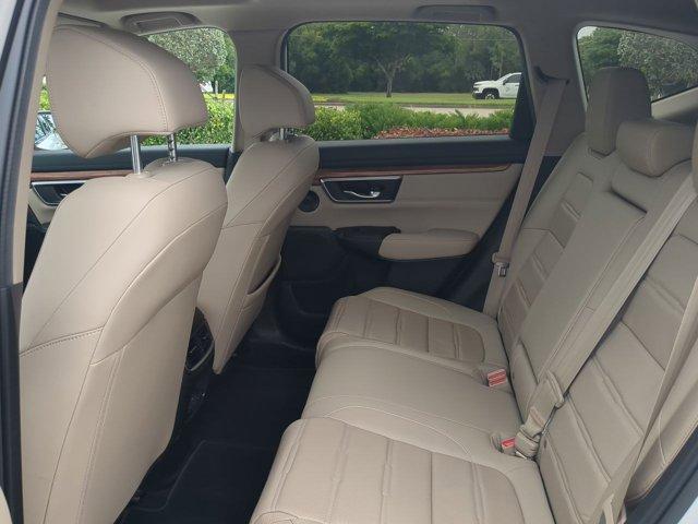 Photo of 2022 Platinum White Pearl Honda CR-V
