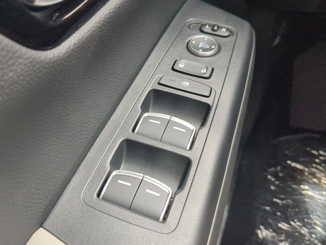 Photo of 2026 Platinum White Pearl Honda CR-V