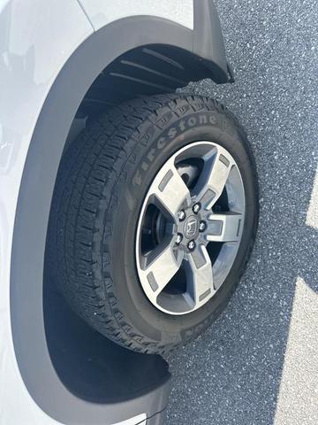 Photo of 2024 Platinum White Pearl Honda Ridgeline