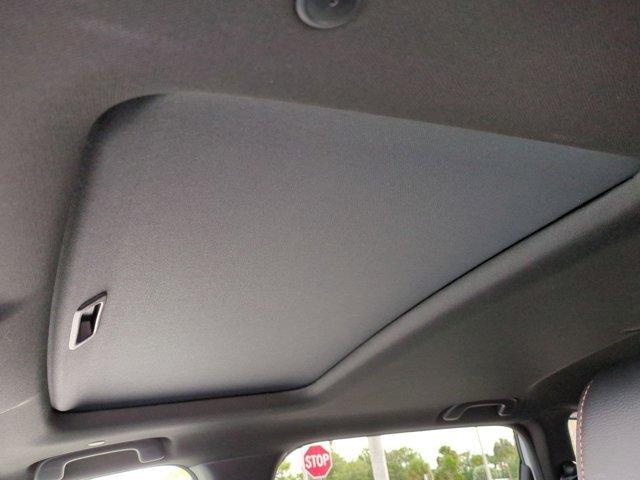 Photo of 2024 Platinum White Pearl Honda CR-V Hybrid