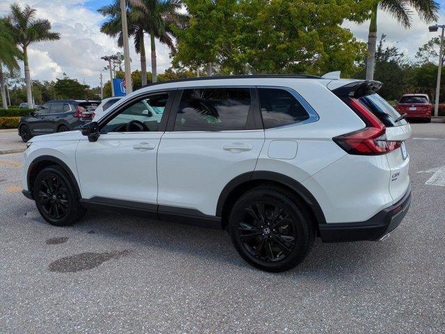Photo of 2024 Platinum White Pearl Honda CR-V Hybrid