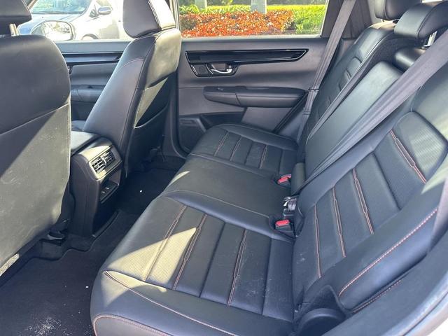 Photo of 2024 Platinum White Pearl Honda CR-V Hybrid