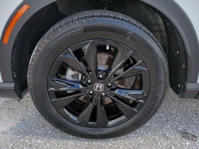 Photo of 2024 Platinum White Pearl Honda CR-V Hybrid