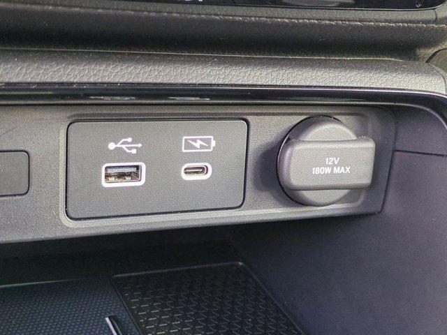 Photo of 2024 Platinum White Pearl Honda CR-V Hybrid