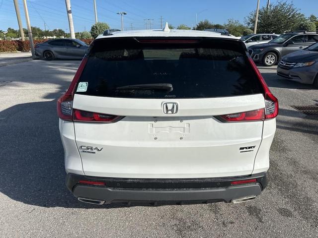 Photo of 2024 Platinum White Pearl Honda CR-V Hybrid