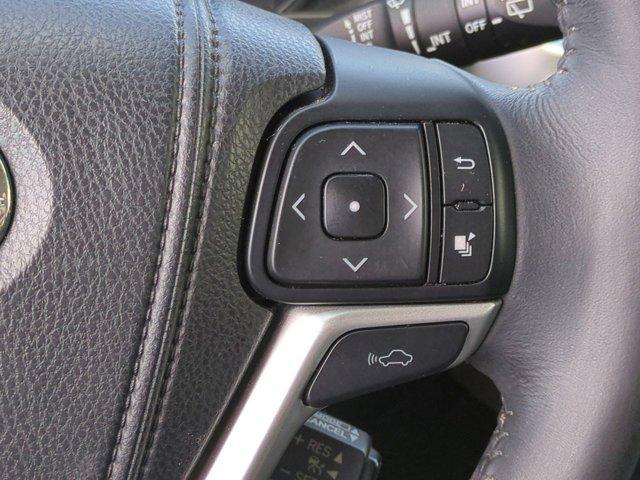 Photo of 2015 Predawn Gray Mica Toyota Highlander