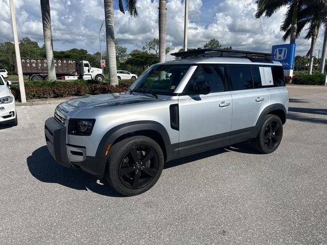 Photo of 2023 Hakuba Silver Land Rover Defender